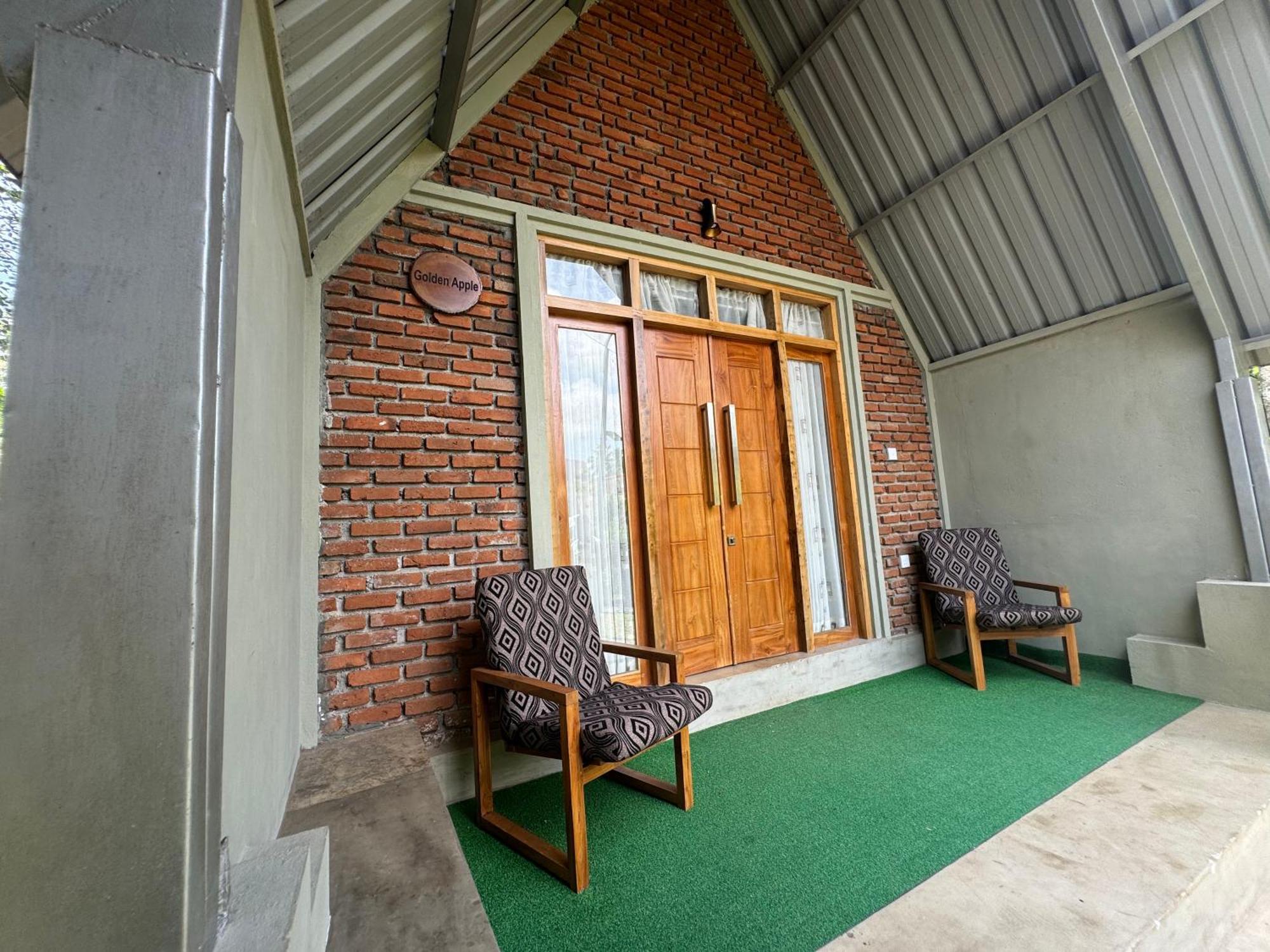 Steps Garden Resort Negombo Exterior foto
